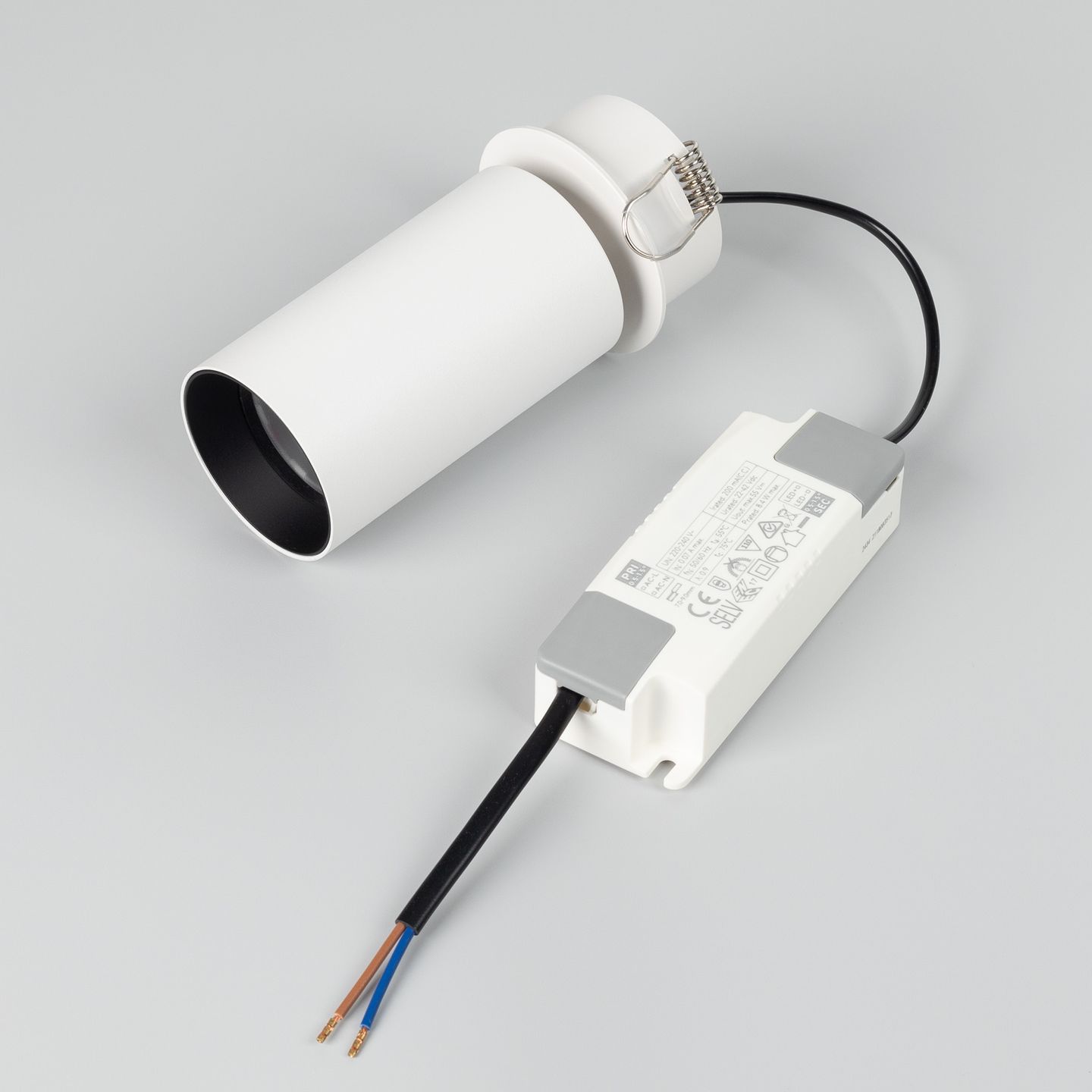 a_DL-12400-0267.jpg