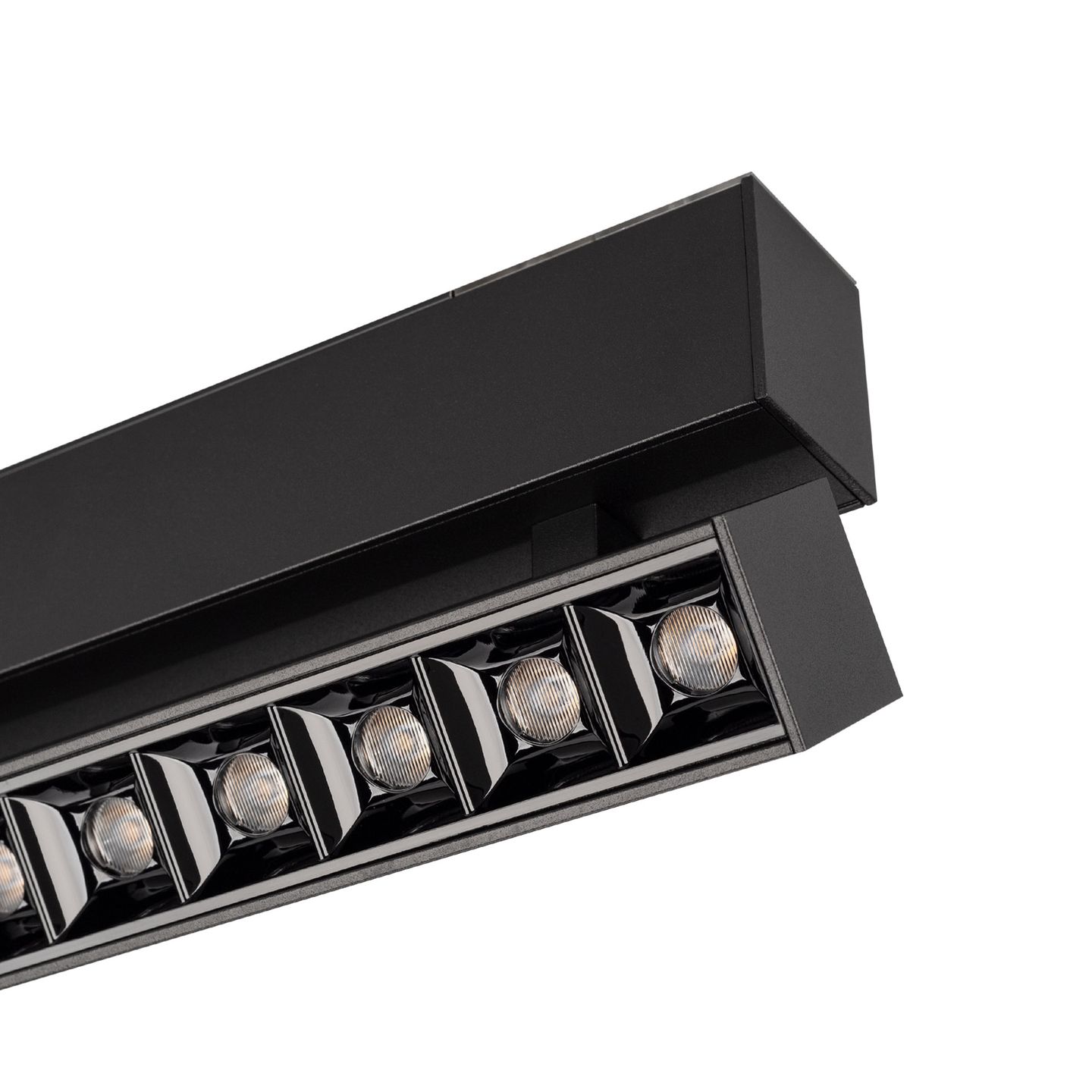 b_DL-12600-0394.jpg